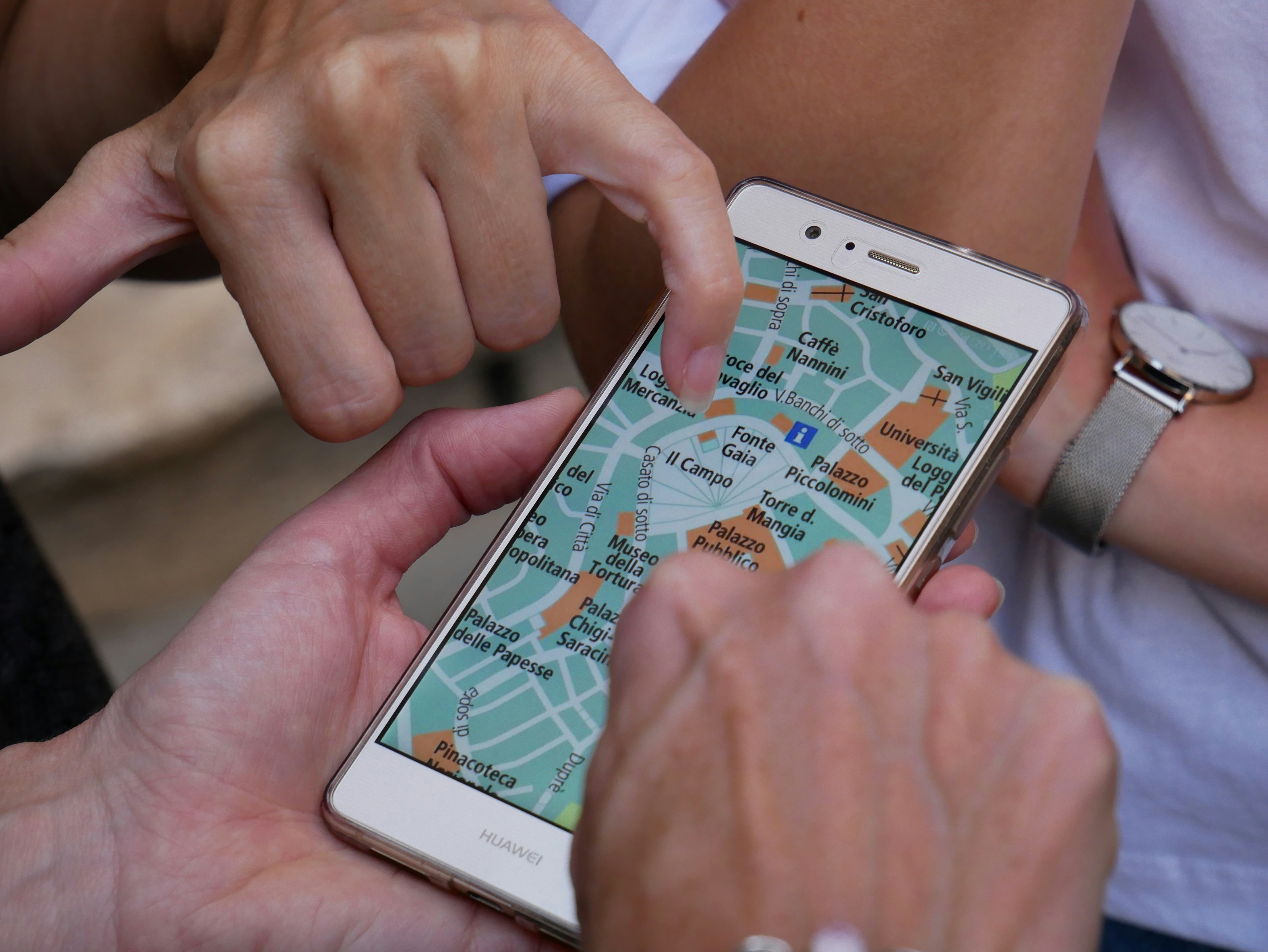 Map view used to choose a safe hotel neighbourhood for solo travel